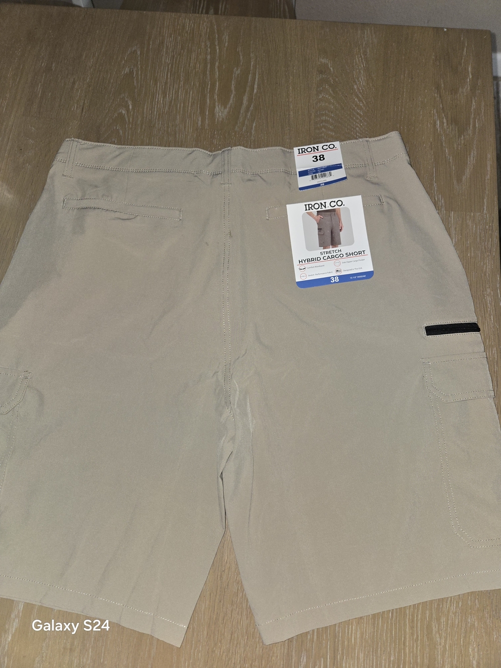Men's Stretch Hybrid Cargo Shorts IRON CO. Sz 38 New